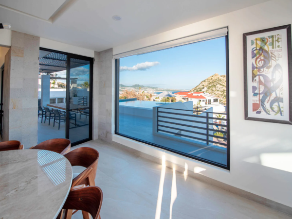 Luxurious 6-Bedroom Villa in Pedregal, Cabo San Lucas